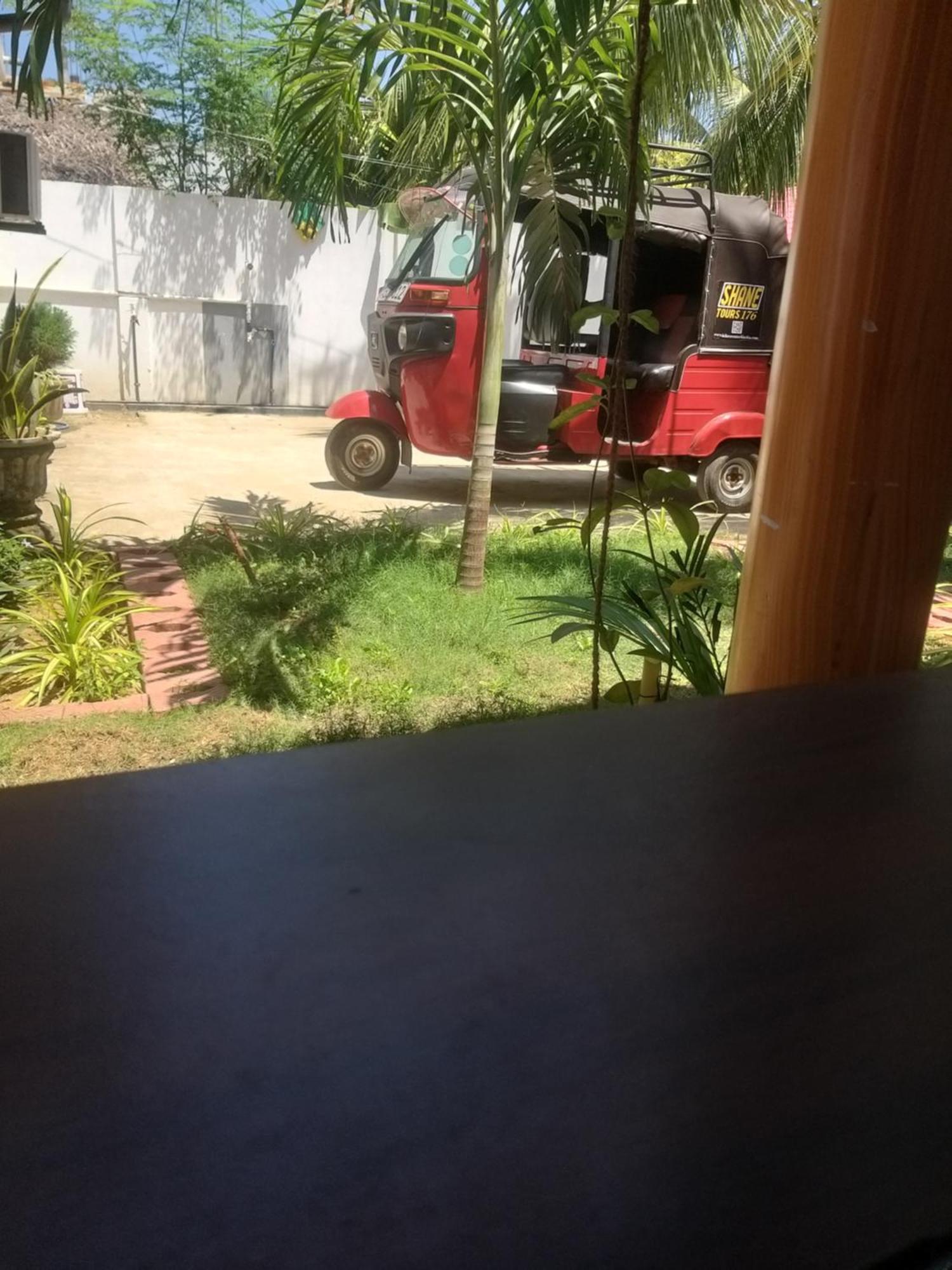 Dot Bey Beach Cabana Trincomalee Luaran gambar