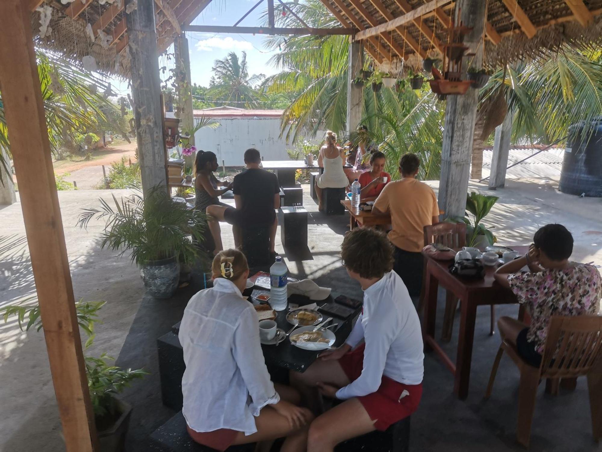 Dot Bey Beach Cabana Trincomalee Luaran gambar